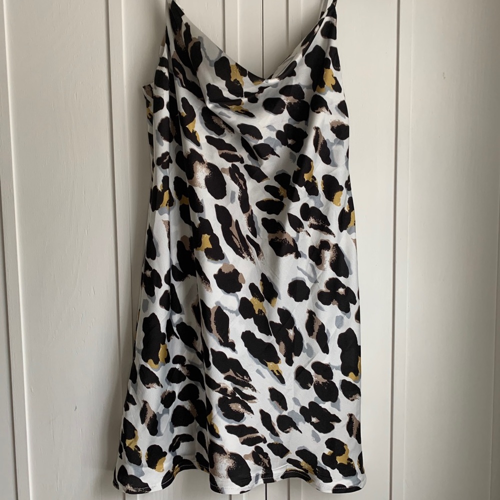 Cowl neck tri-color leopard print slip dress